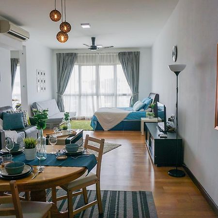 Regalia Suites クアラルンプール エクステリア 写真