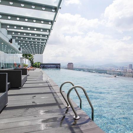 Regalia Suites クアラルンプール エクステリア 写真