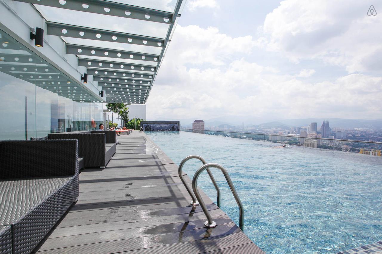 Regalia Suites クアラルンプール エクステリア 写真